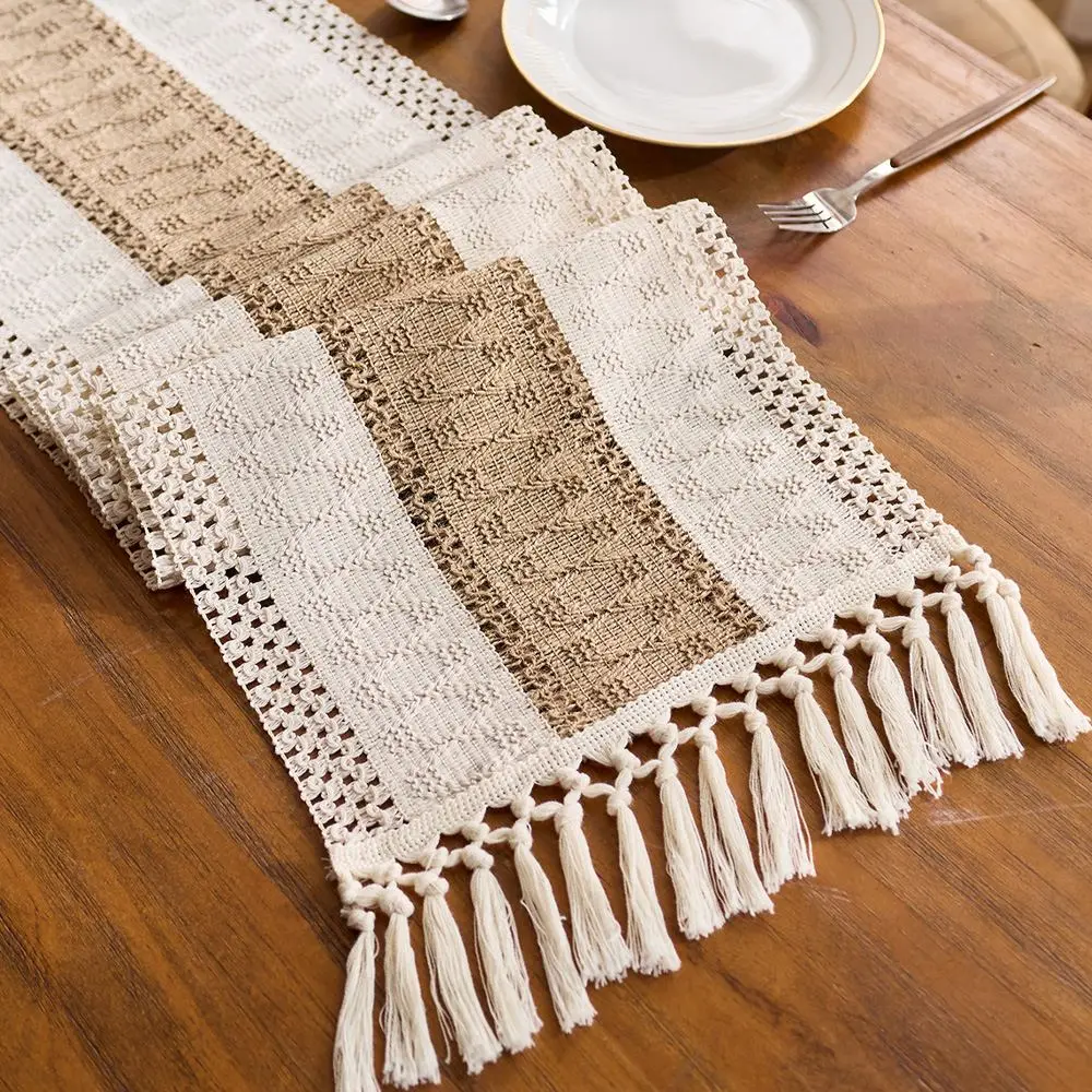 Tischläufer modern mit Makramee-Fransen im Boho-Stil – Bild 3