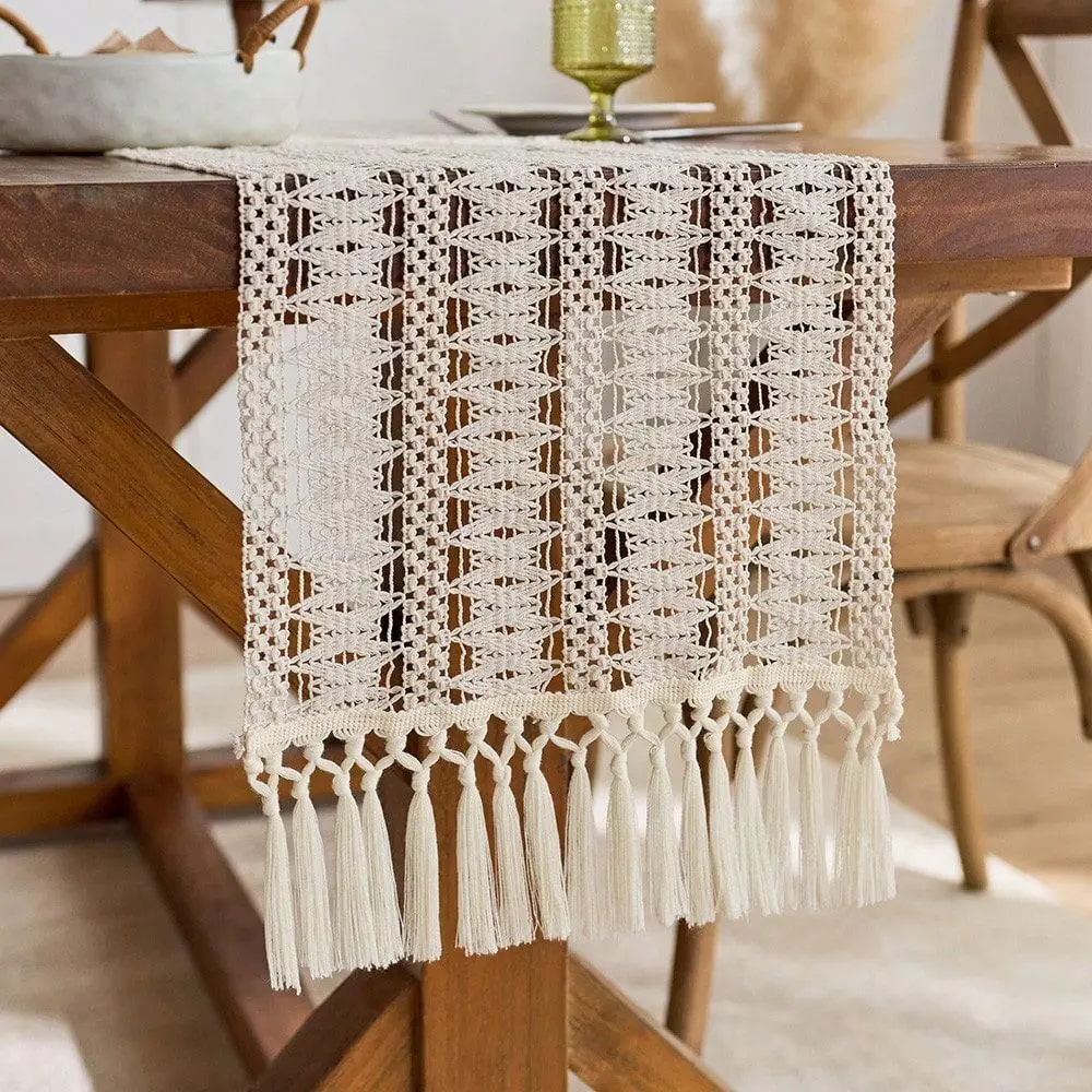 Tischläufer Beige mit Fransen und Lochmuster – Bild 4