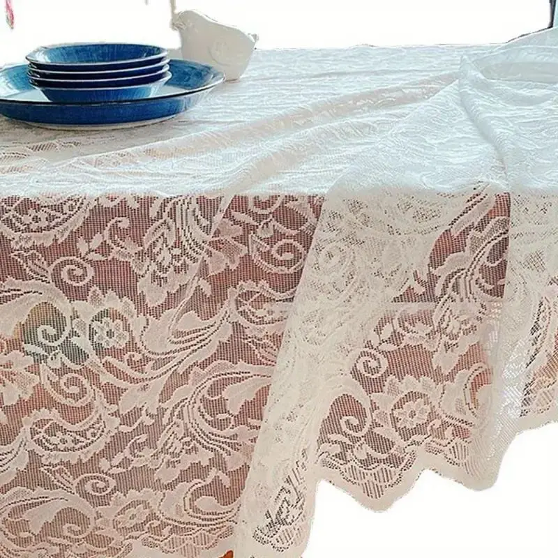 Durchsichtige Spitzen-Tischdecke mit Ornamenten und Wellenrand – Bild 6