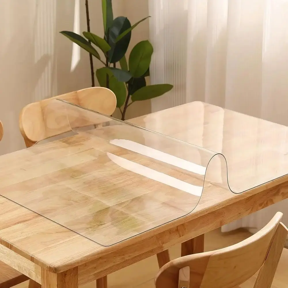 Transparente Tischfolie mit abgerundeter Kante – Transparent