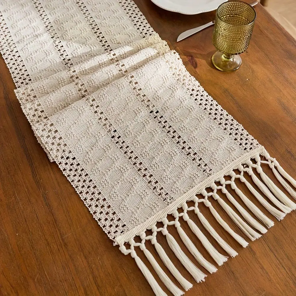 Tischläufer Beige mit Fransen und Lochmuster – Beige – Streifen